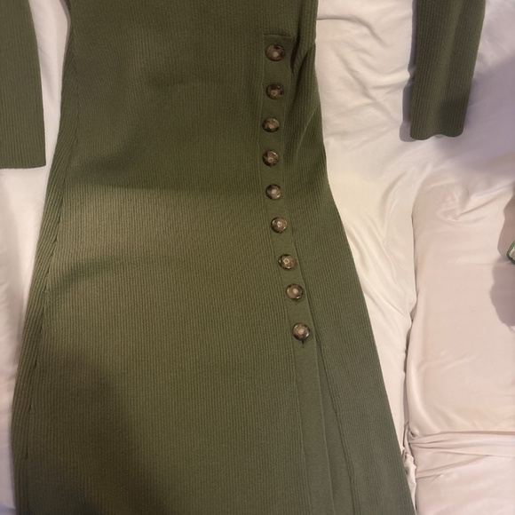 Gently worn Sezane Harper Dress Moss Green - Size XS - Picture 10 of 10